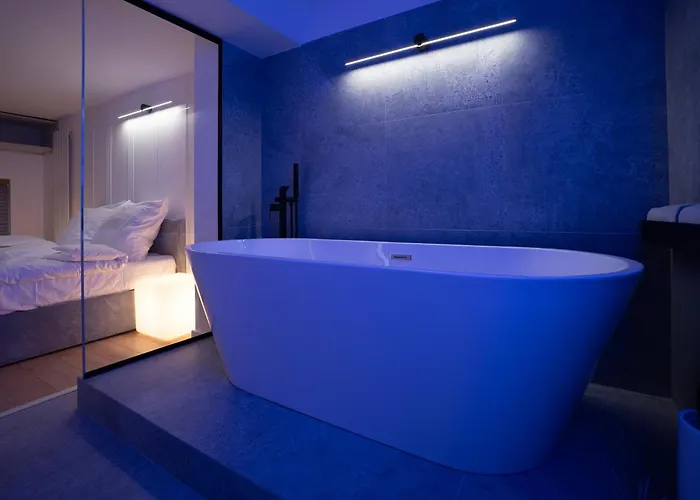 Wilda Cinema Spot شقة *